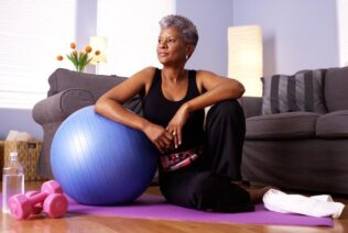 3 Benefits of Yoga for Senior Citizens